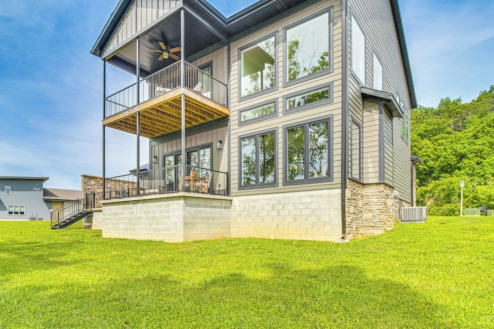Angler's Retreat on the White River: Pets Welcome!