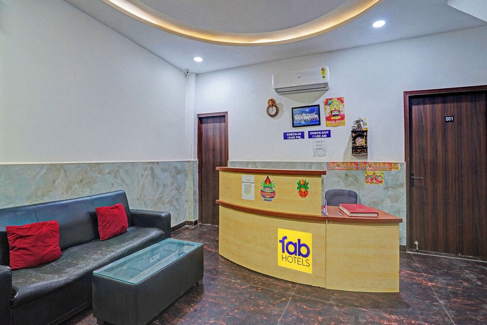 Fabhotel Stars