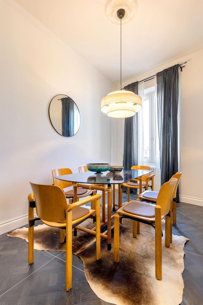 Modern 3BD Apartment Close City Center Belfiore