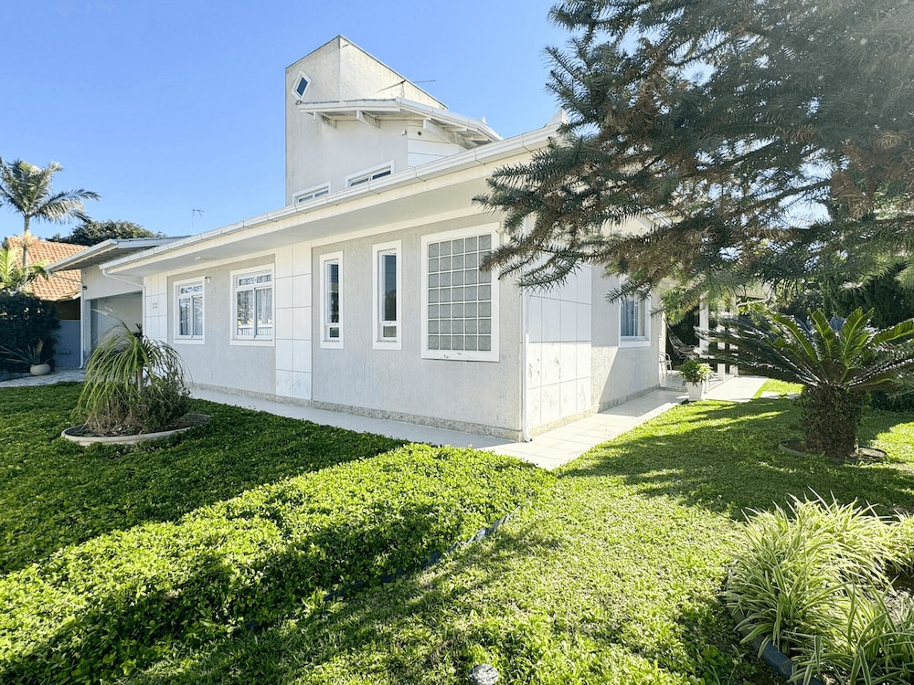 Casa Moderna e Aconchegante