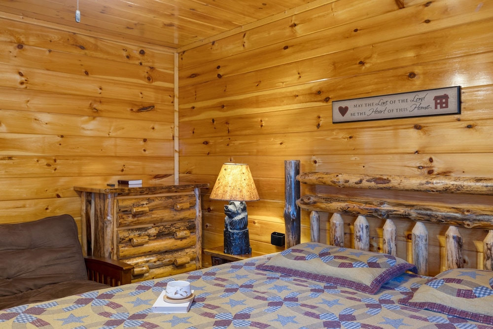 100 Guests Blackthorn Sister Smokies Homes Luxury Mountain Retreat