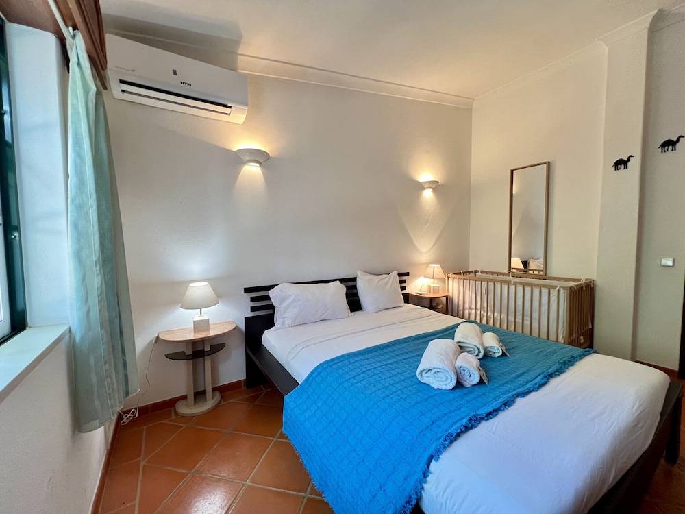 Alvor Traditional Villa by Homing