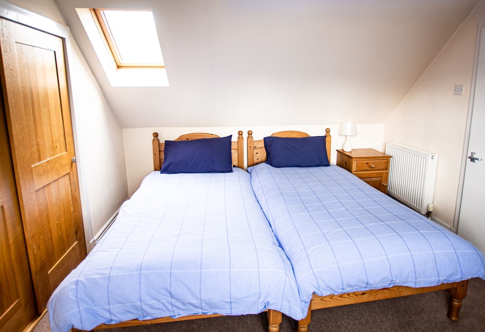 Comfy 3-bedroom Cottage in Newtonmore, Cairngorms view 3