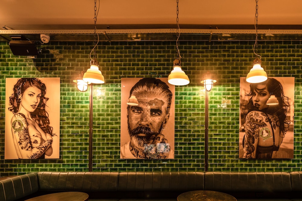 Durty Nelly's - Hostel