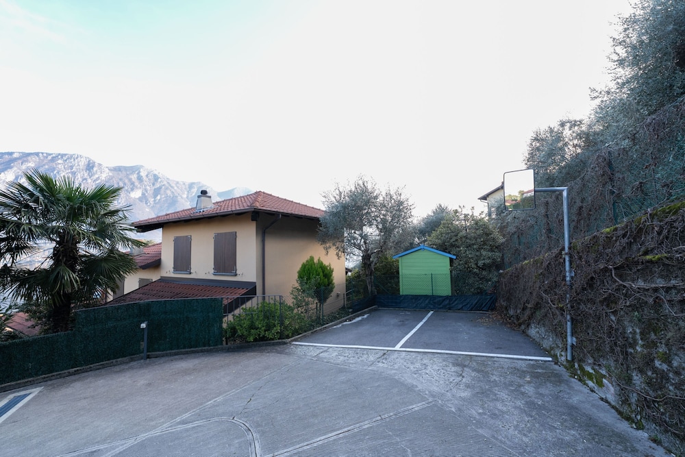 Limonta Family Lake Garden by Wonderful Italy