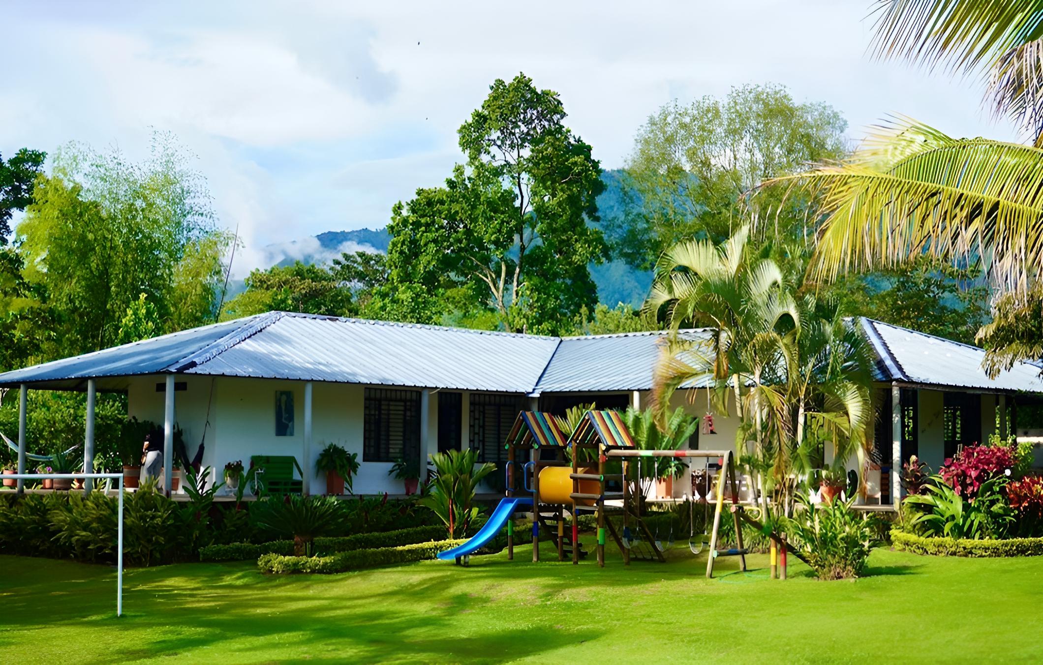 FINCA SANTA CLARA RIVERA HUILA