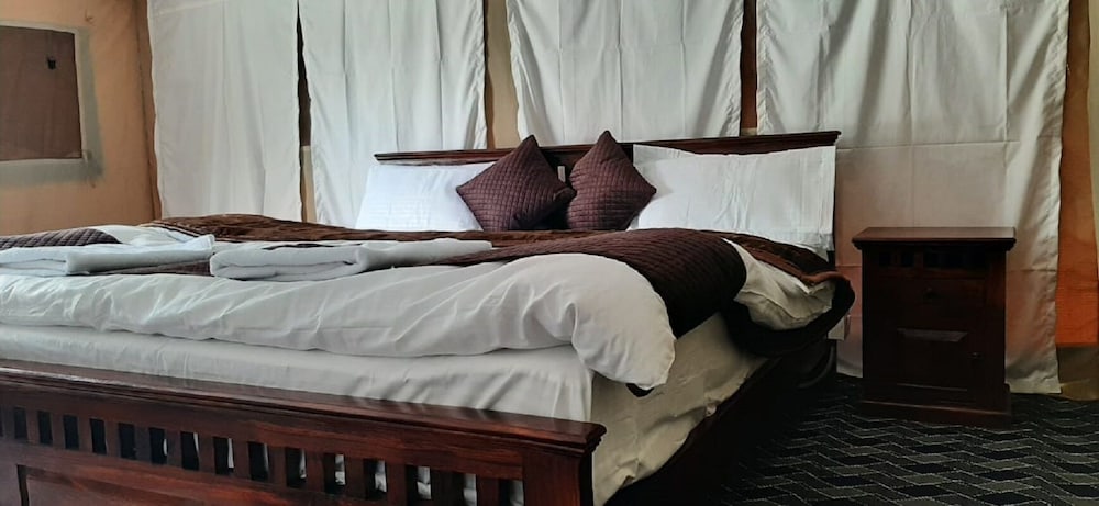 Rebo Camp- Hunder view 2