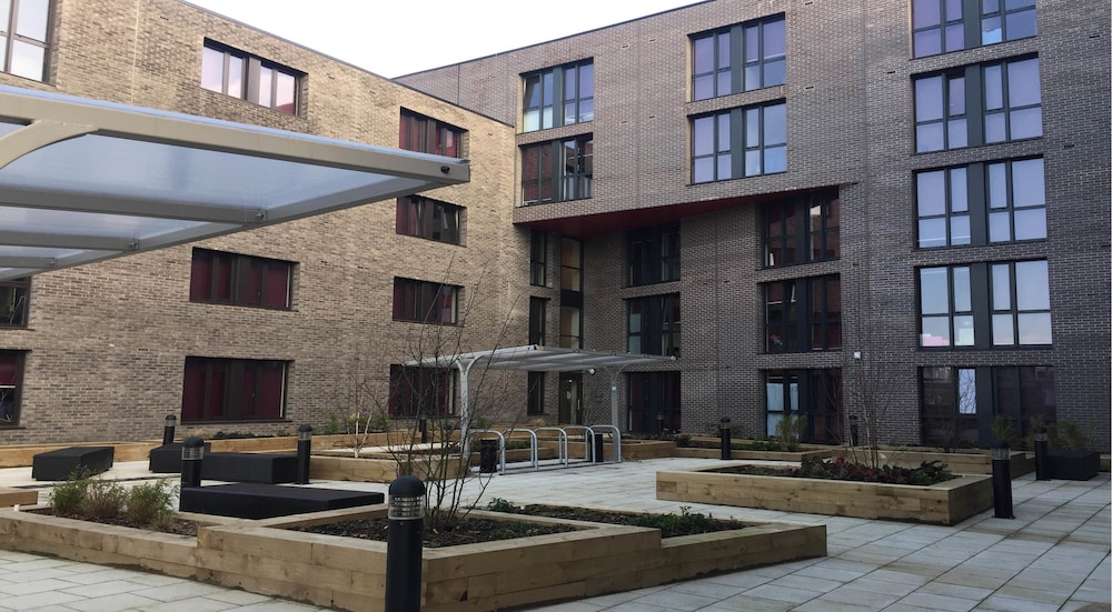 Powis Place - Campus Residence