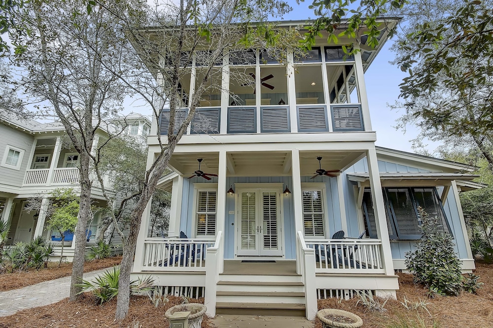 Short Walk To Beach Club, Close To Seaside 3br Home + Carriage House 3 Bedroom Home by RedAwning view 2