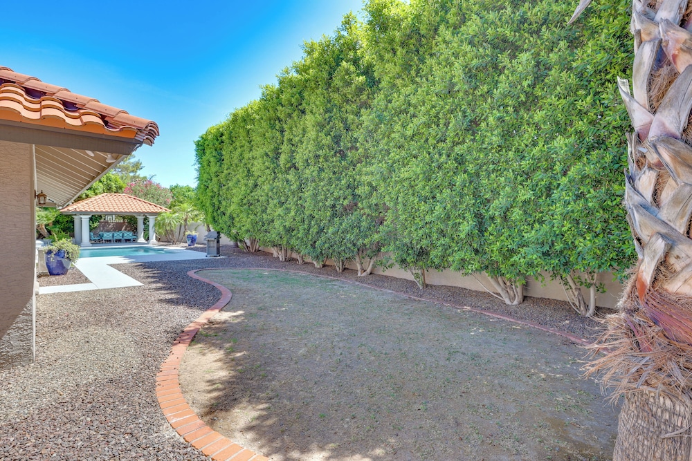 16 Mi to Dtwn: Phoenix Gem w/ Private Pool