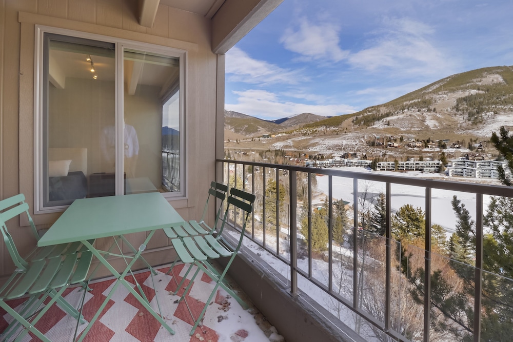 317 Lodge At Lake Dillon 1 Bedroom Condo