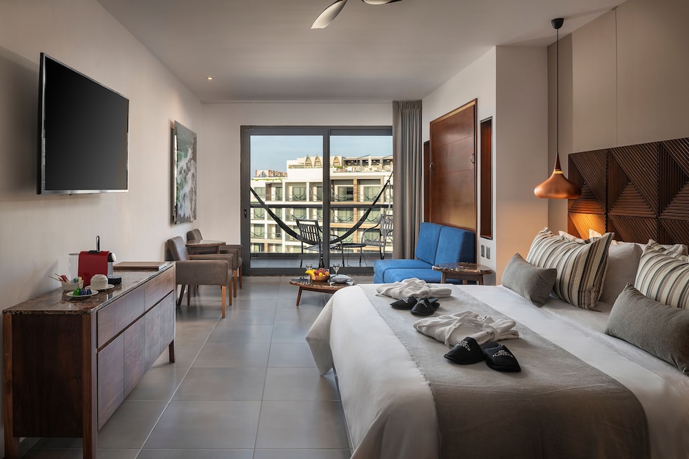 Ventus Ha at Marina El Cid Spa  Beach Resort - Property Image 2