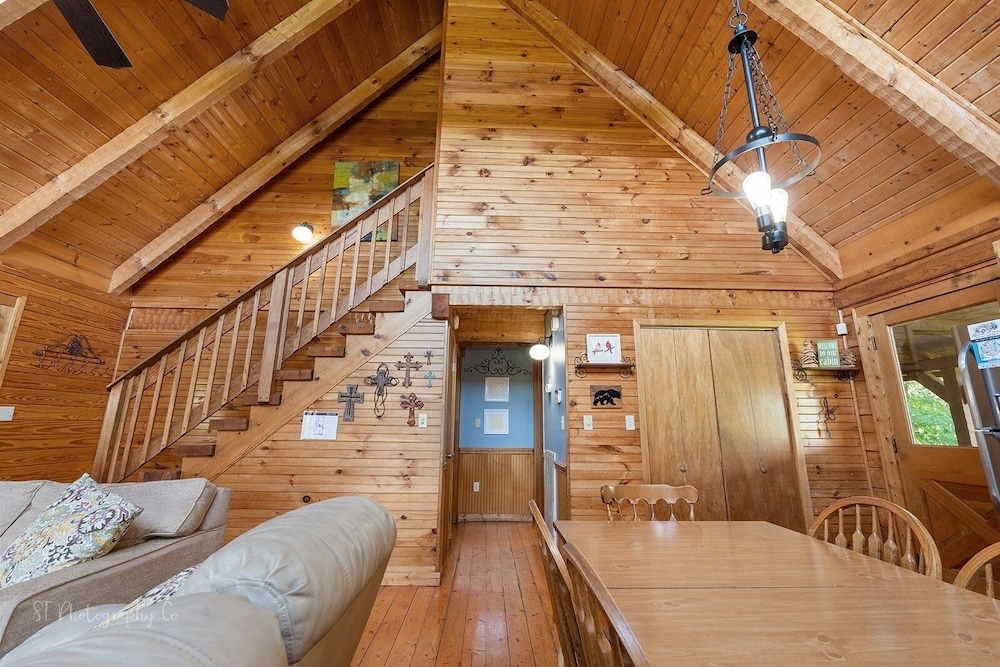 Sweet Magnolia 2 Bedroom Home