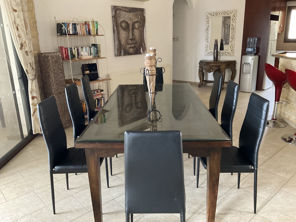 Private Villa, sea Views, Outdoor Bar, Heated Pool
