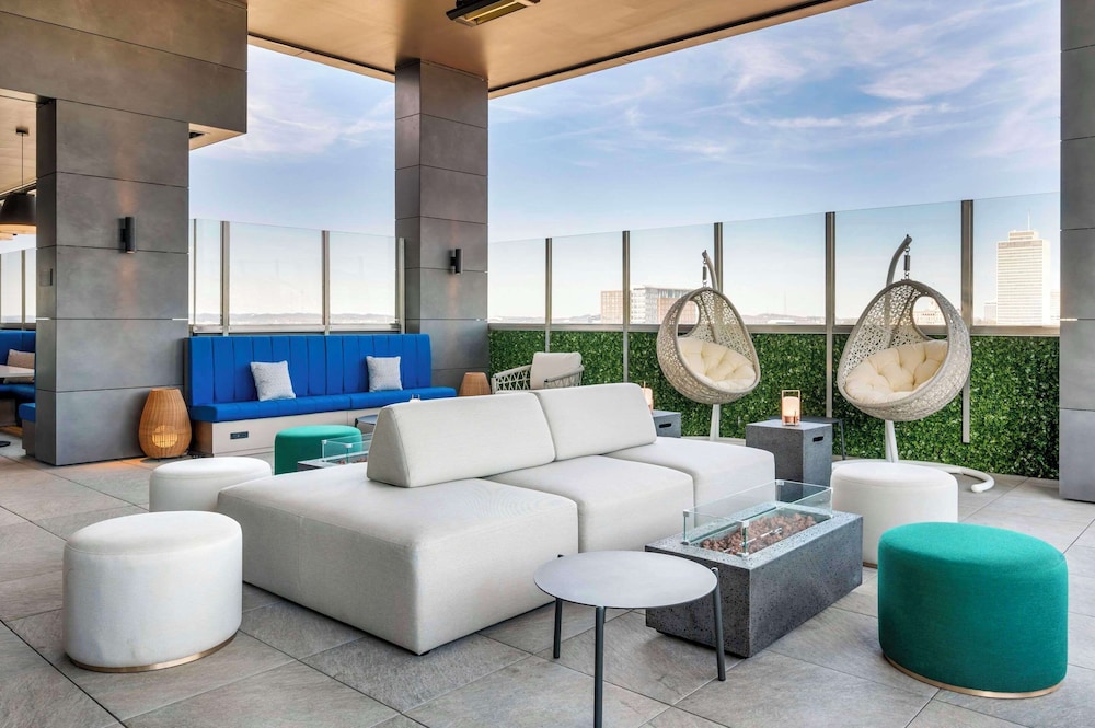 Cambria Hotel Nashville Midtown 45