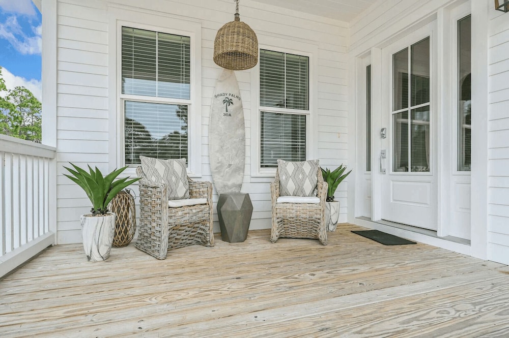 30A Shady Palms by Avantstay Boat-friendly w/ Heated Pool