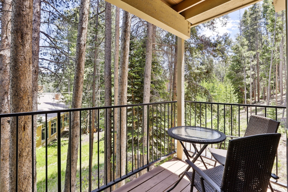 Colorado Condo ~ 3 Mi to Winter Park Resort!