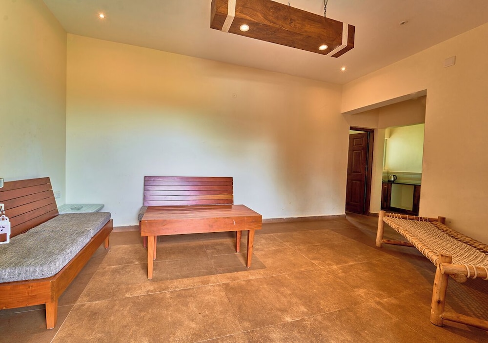 AJ Gable clouds Ooty by VOYE HOMES