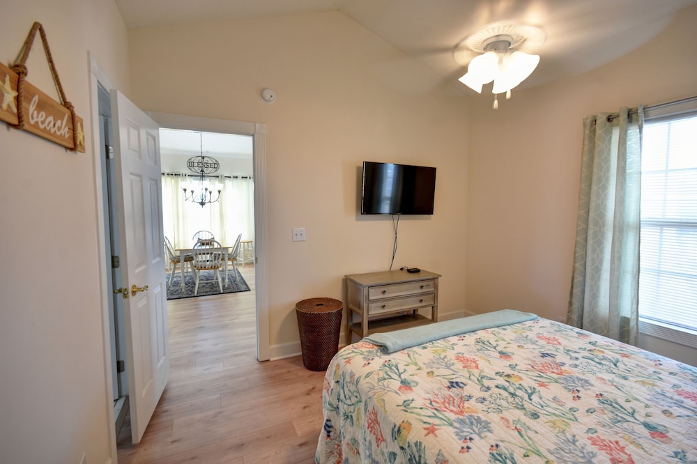 4830 Carnation Cir Magnolia North 2 Bedroom Condo by RedAwning