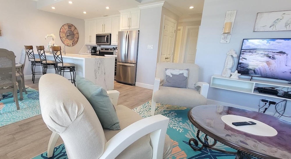 Coronado 302 2 Bedroom Home