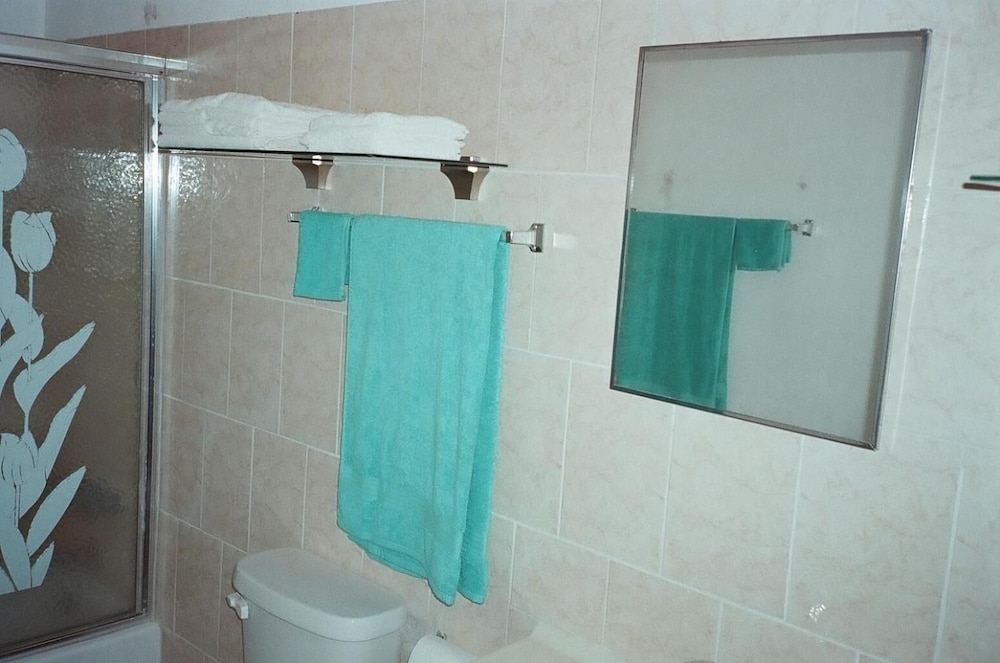 Boston Beach Guest House