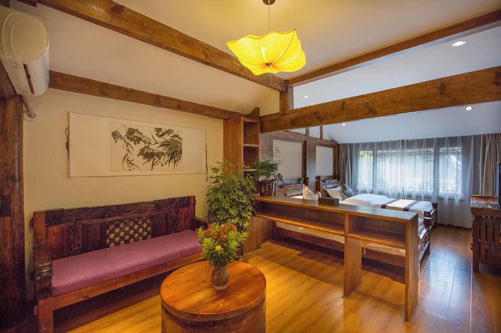 The Purplevine Inn Lijiang