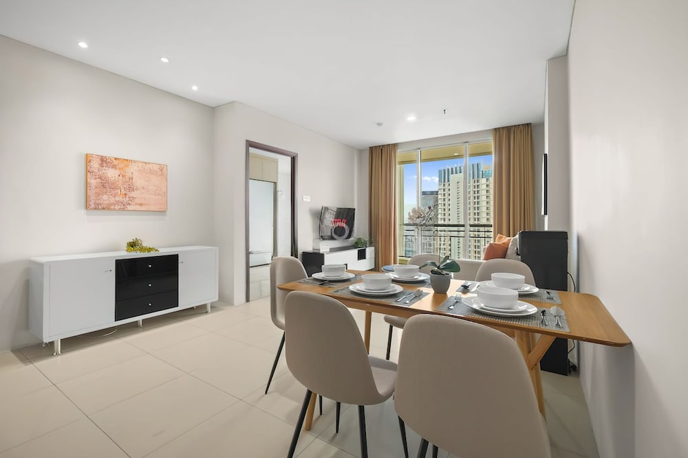 Central Royal Apartments by Emily