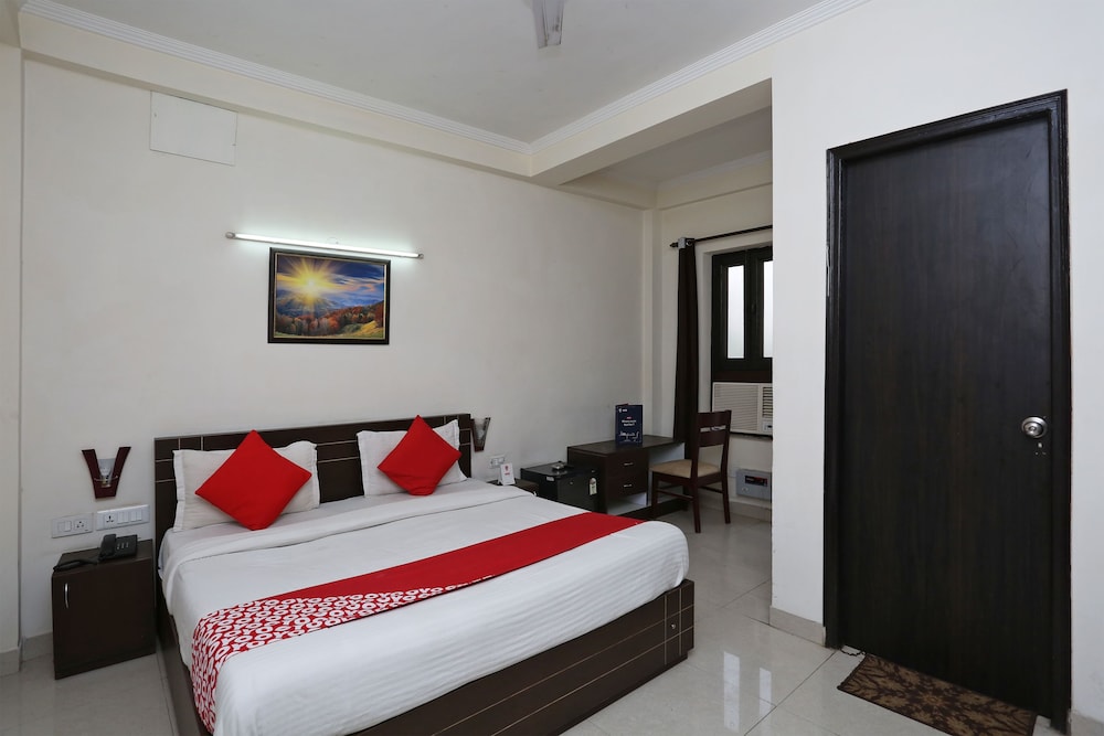 OYO 6540 Tirupati Residency