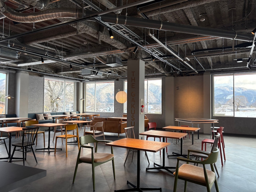 THE GAKUSUI - Hostel