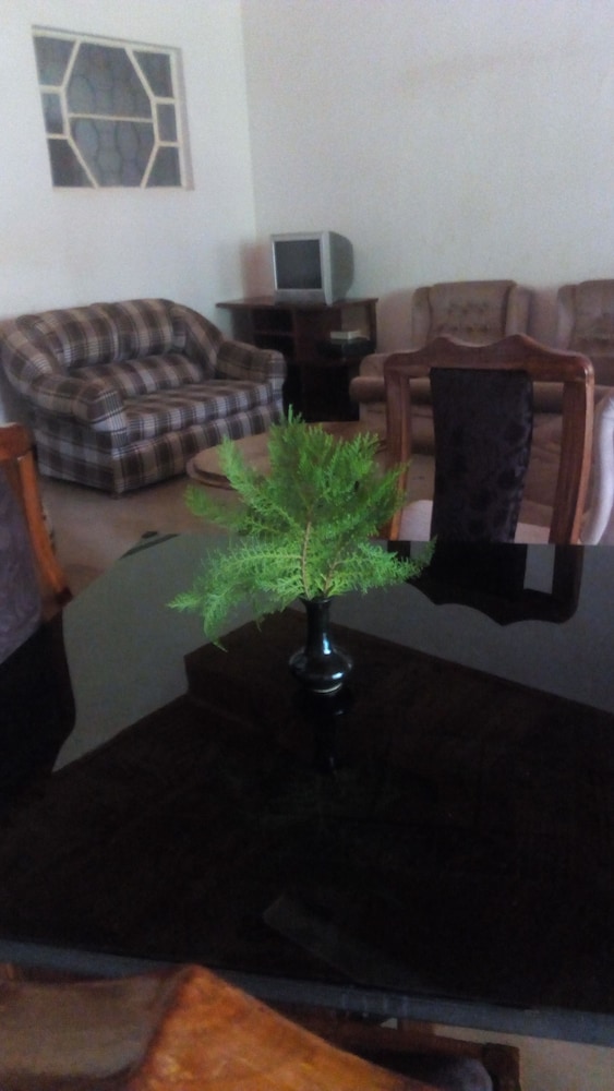 Kitolie Home and Lodge