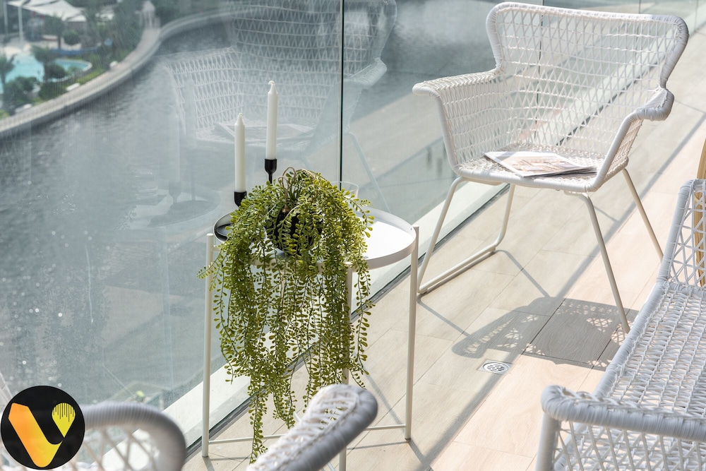 Palace Waterfront Living Dubai Creek