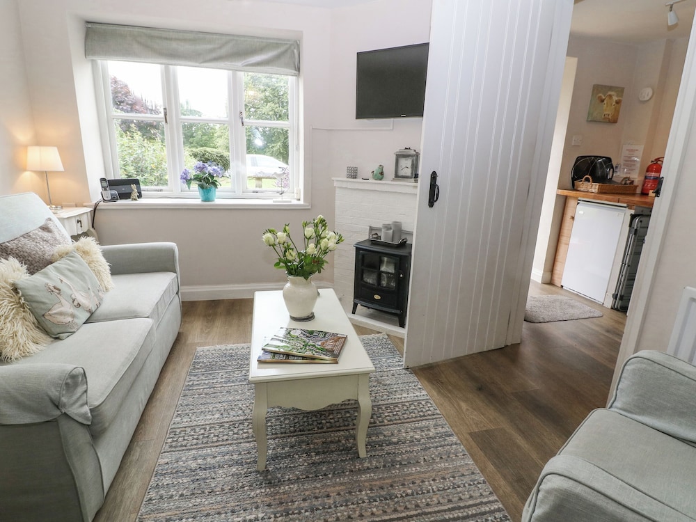 Honeysuckle Cottage