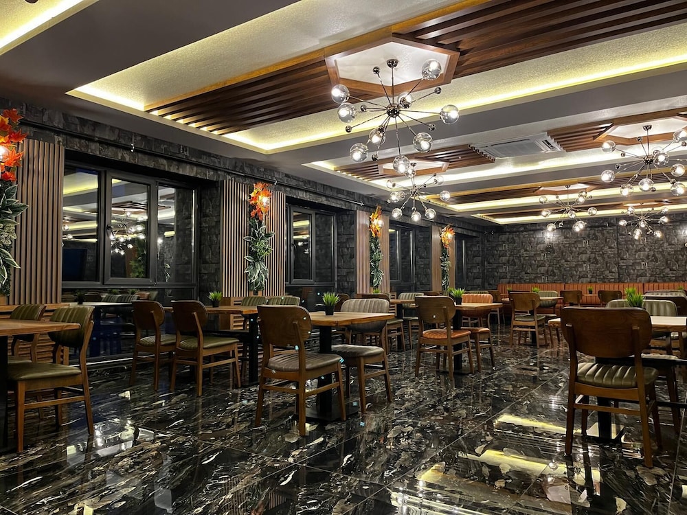 SHELTONS HOTEL KIRIKKALE