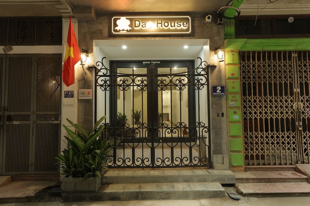HoLo Ba Dinh Hanoi - Serviced HomeStay