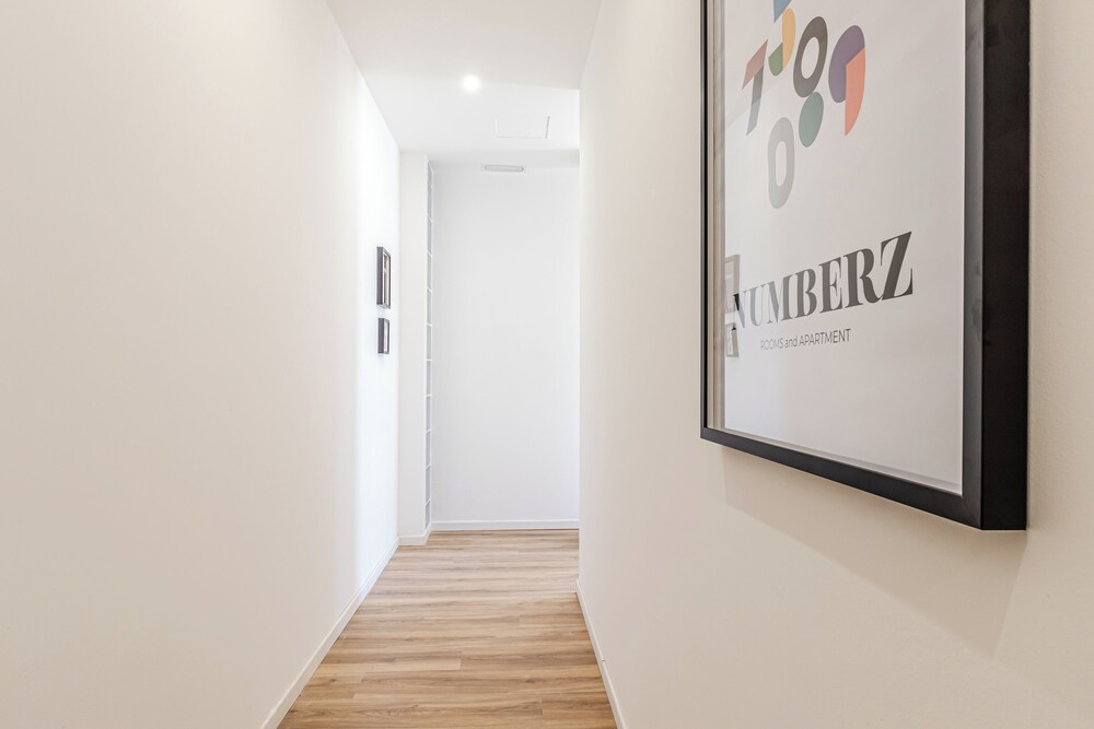 Numberz Rooms And Apartments