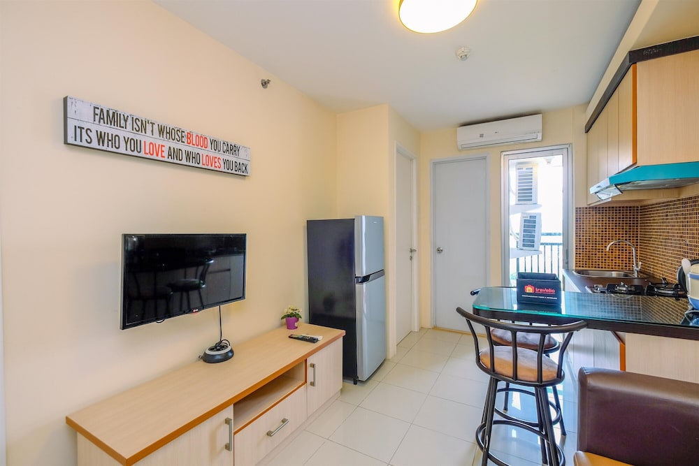 Strategic 2Br Apartment At Bassura City, Jakarta - 11