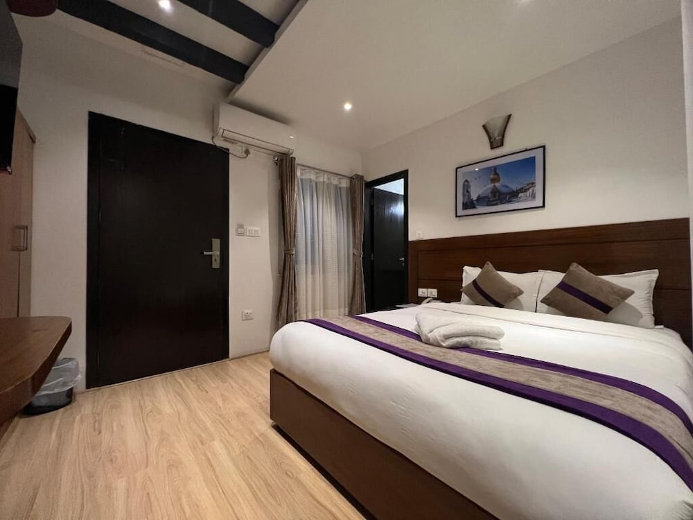 Hotel New Era