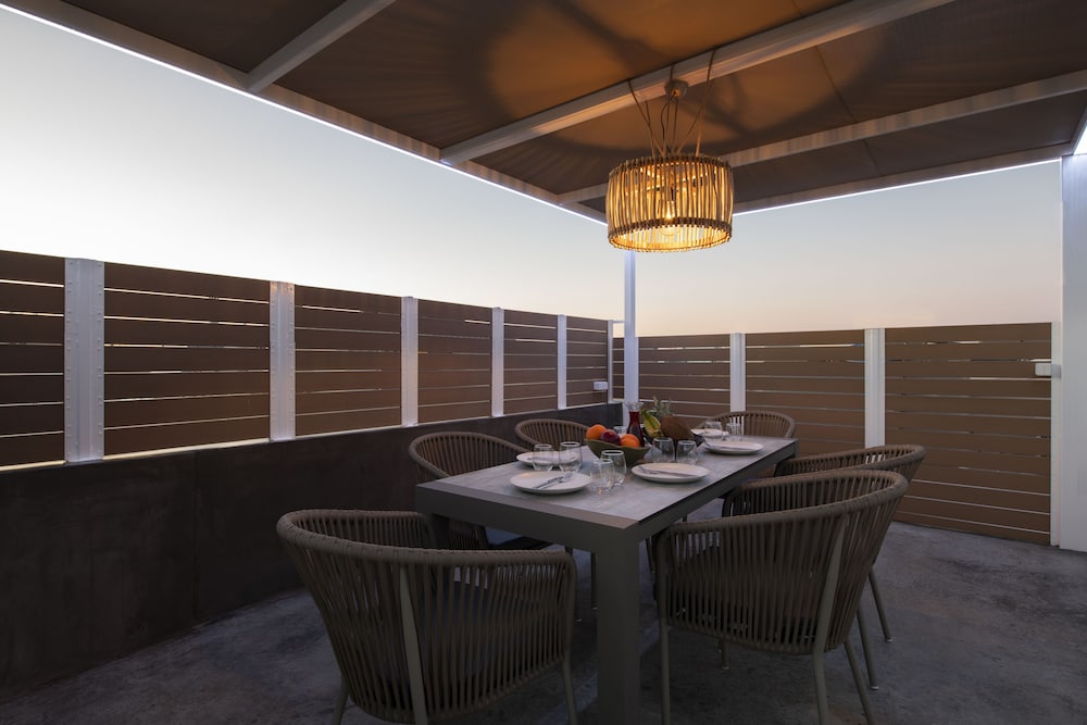 Dolphin Luxury Apartments