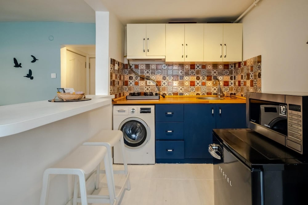 Colorful Flat 5 Min to Taksim Square in Beyoglu
