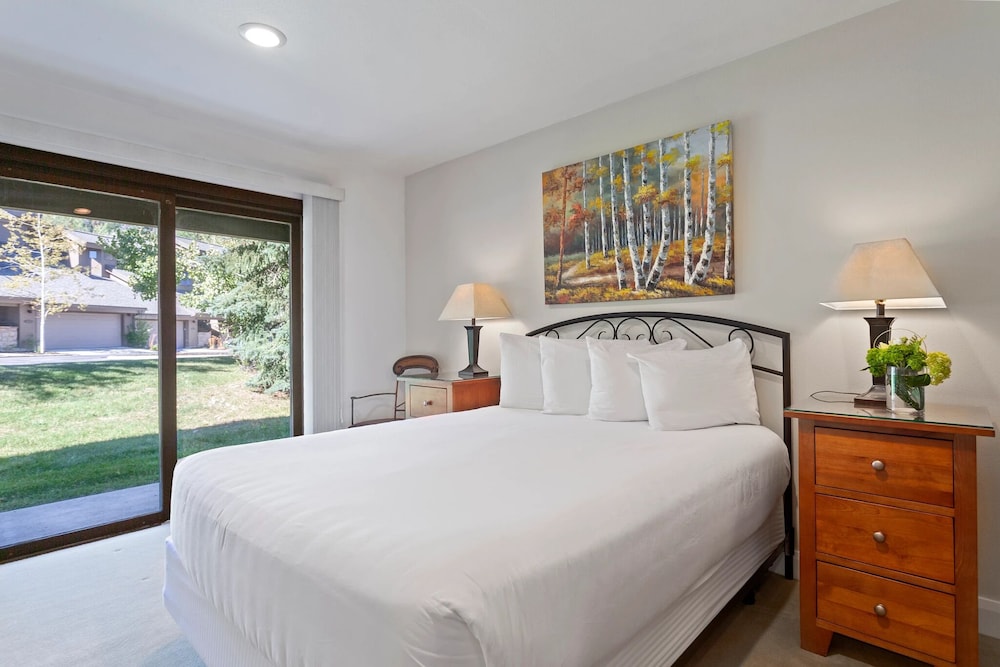 Lakeside at Deer Valley Resort - Two Bedroom Condo #1733 2 Condo