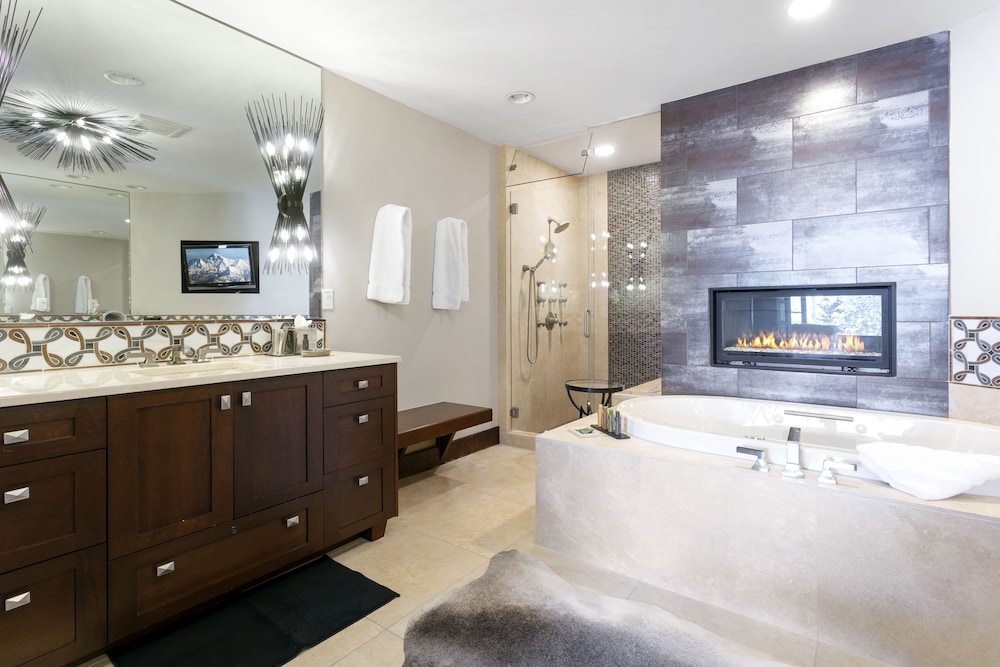 Flagstaff Lodge at Deer Valley Resort - Three Bedroom Residence #408 3 Condo