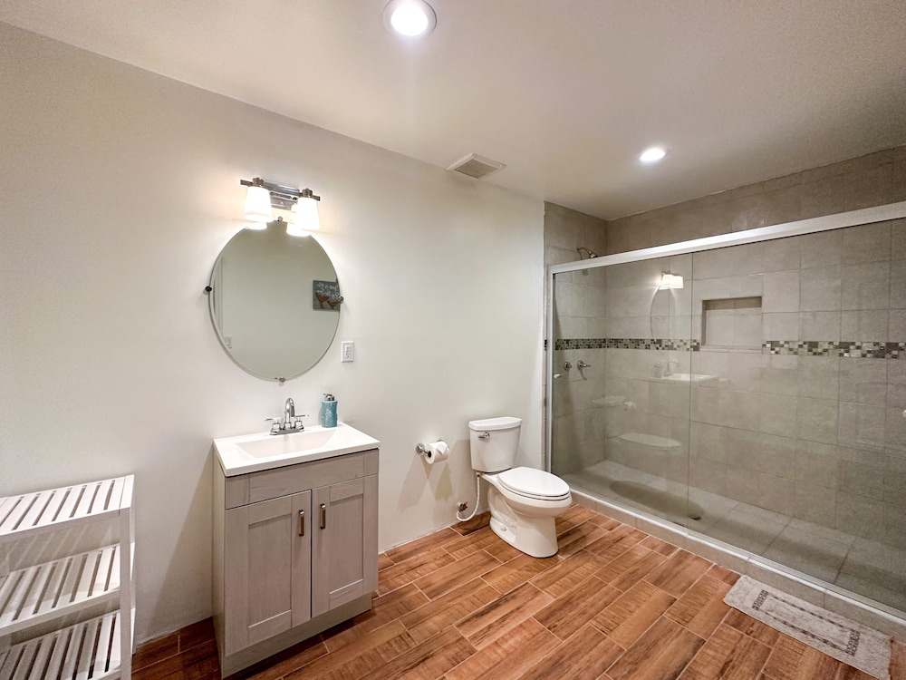 Spacious 3BR House Near Iconic Sandy Beach