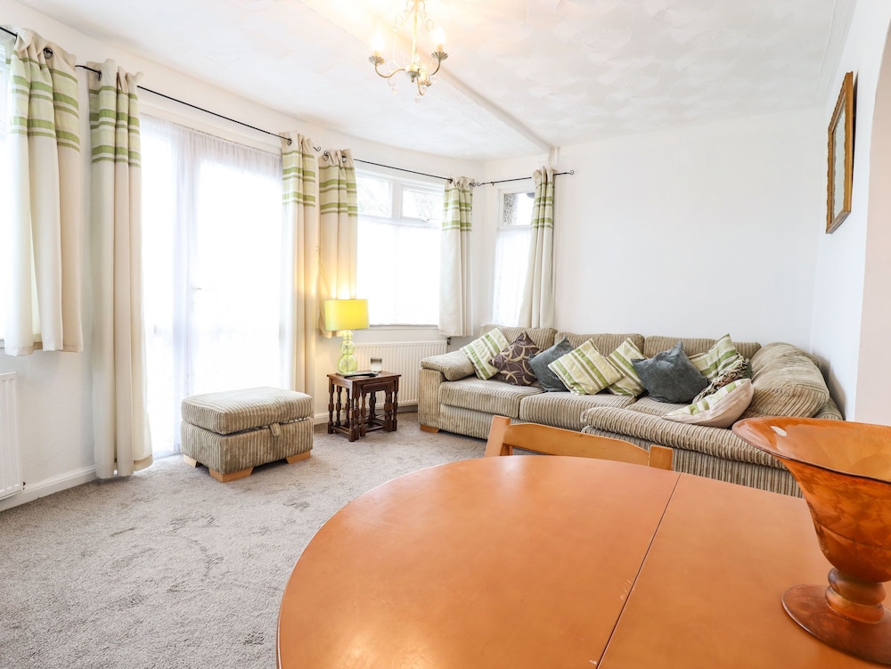 21 Crossways