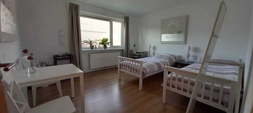 BB luxury villa free parking