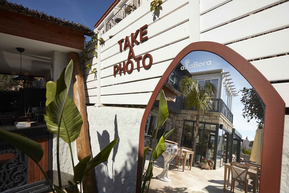 AlaBora Otel - Alaçatı - Image 8