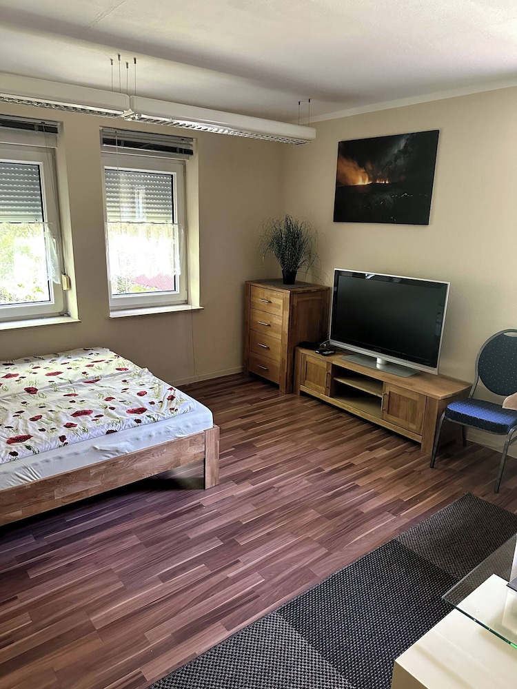 Large Accommodation for up to 18 People Near Halle & Leipzig With Pool Table