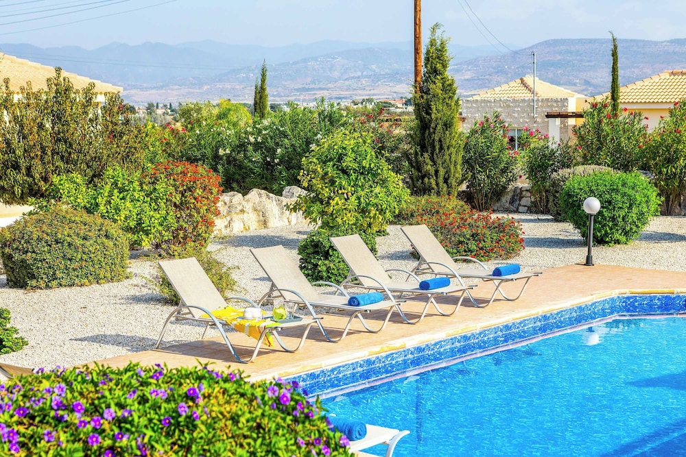 Villa Orange Tree