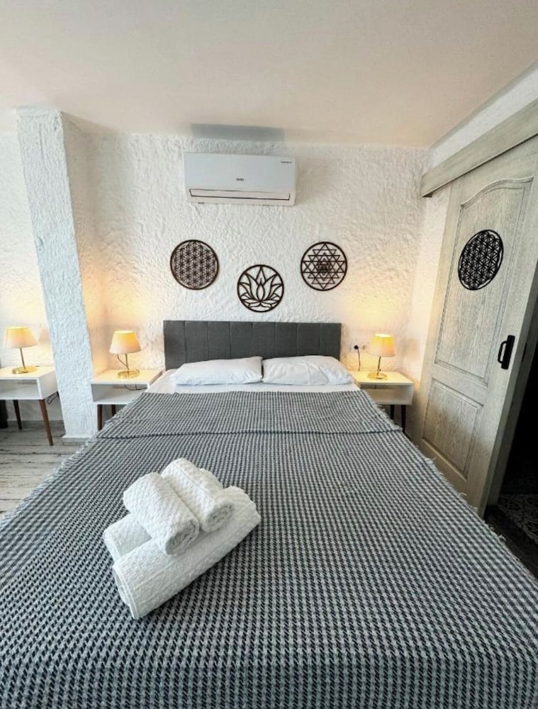 Ambers Alaçatı