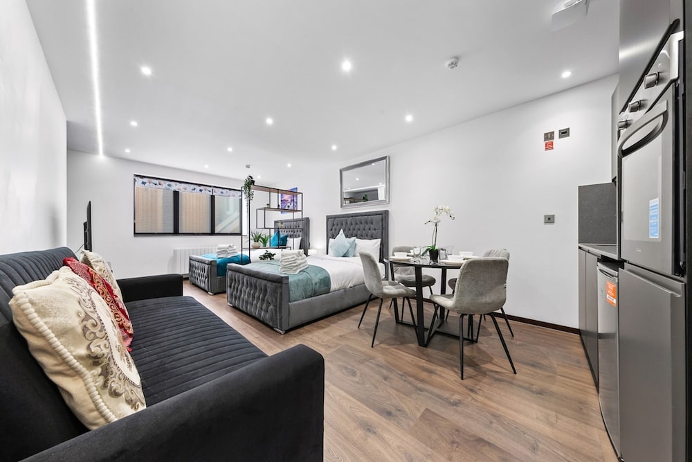 Cosy Golders Green Studio With Modern Amenities