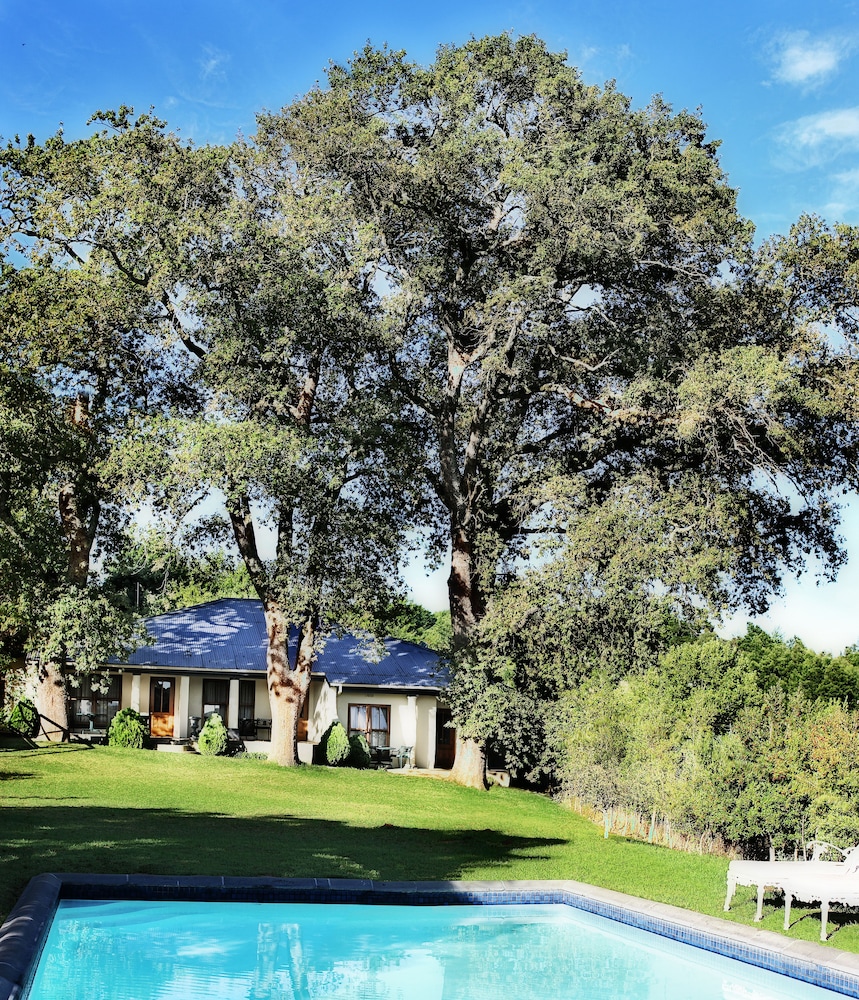 Le Pommier Wine Estate